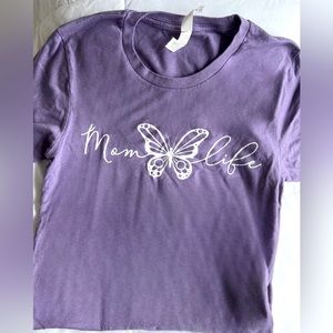 Mom Tee